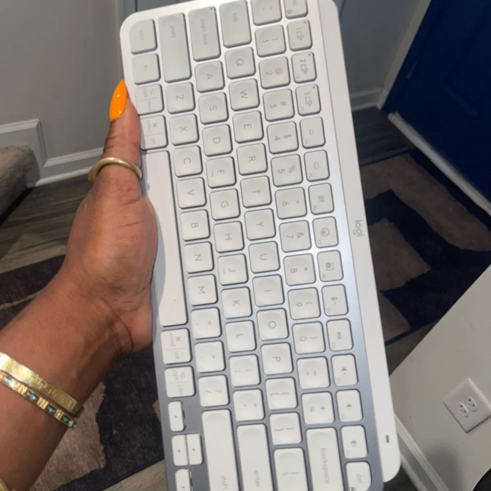 Logitech White Wireless Keyboard